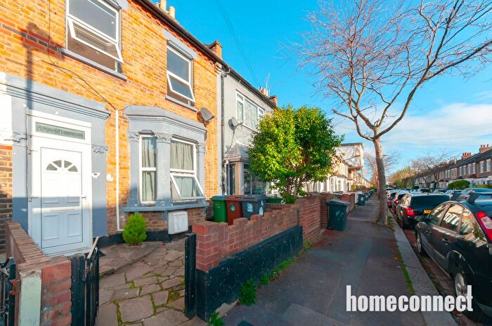 4 Bedroom Terraced House To Rent In Trumpington Road, London, E7