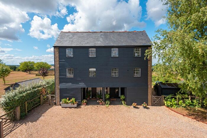 4 Bedroom Semi Detached House For Sale In Stone Street, Petham, CT4