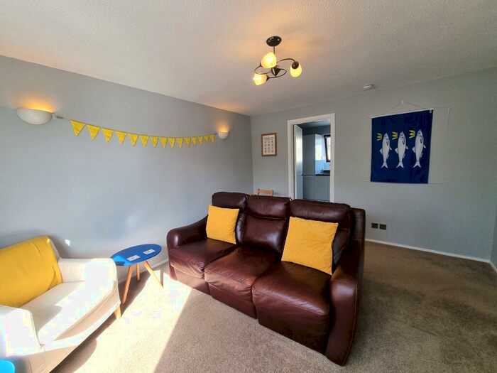 2 Bedroom Flat To Rent In Urquhart Terrace, The Beach, Aberdeen, AB24