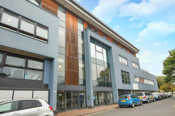 1 Bedroom Apartment To Rent In Manzil Way, Key Workers, OX4