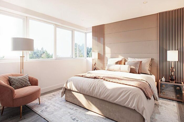 2 Bedroom Flat For Sale In Elizabeth House, - London Road, Staines-Upon-Thames, Middlesex, TW18