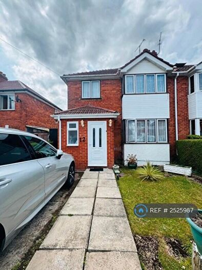 3 Bedroom Semi-Detached House To Rent In Melbourne Avenue, Slough, SL1