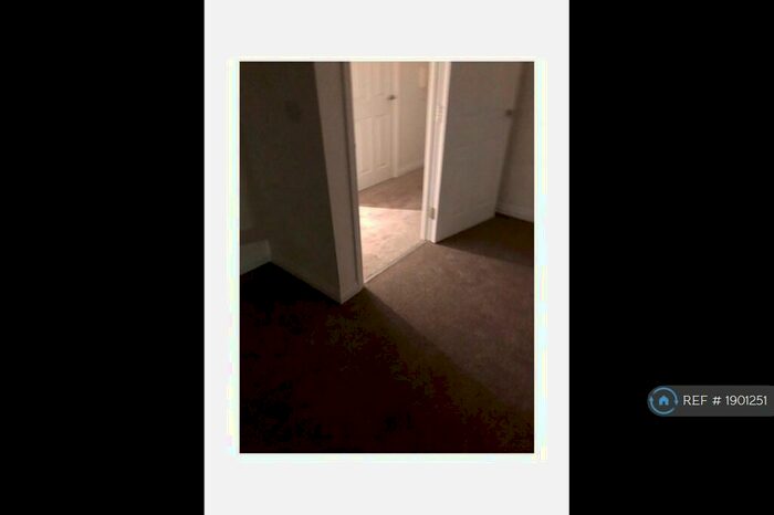 1 Bedroom Flat To Rent In The Quays, Tilbury, RM18