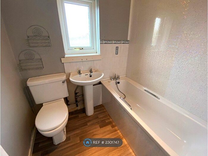2 Bedroom End Of Terrace House To Rent In Boyd Orr Road, Saltcoats, KA21