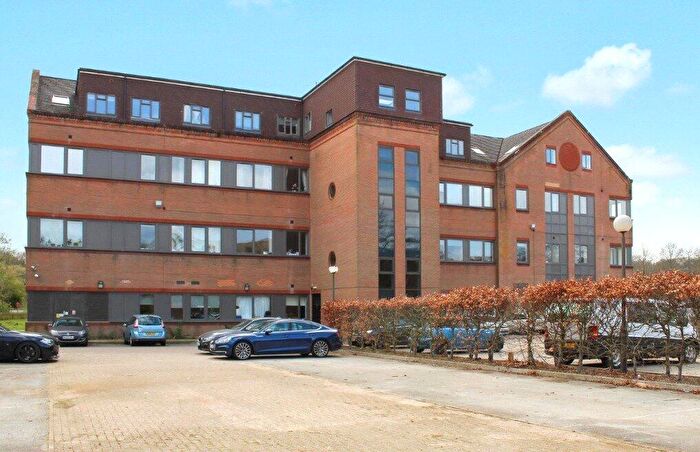 2 Bedroom Detached House To Rent In Bartley Way, Hook, Hampshire, RG27