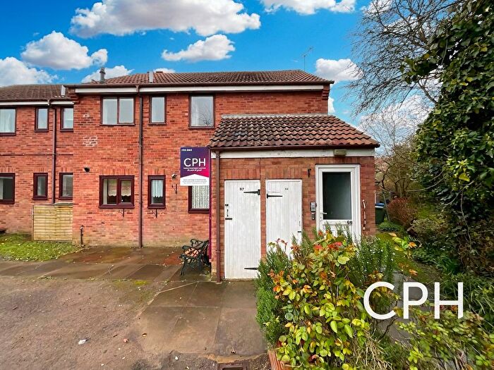 2 Bedroom Flat For Sale In Cross Lane, Scarborough, YO12