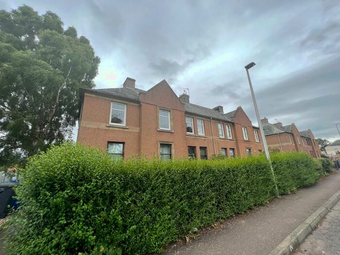 3 Bedroom Flat To Rent In Roseberry Crescent, Gorebridge, Midlothian, EH23