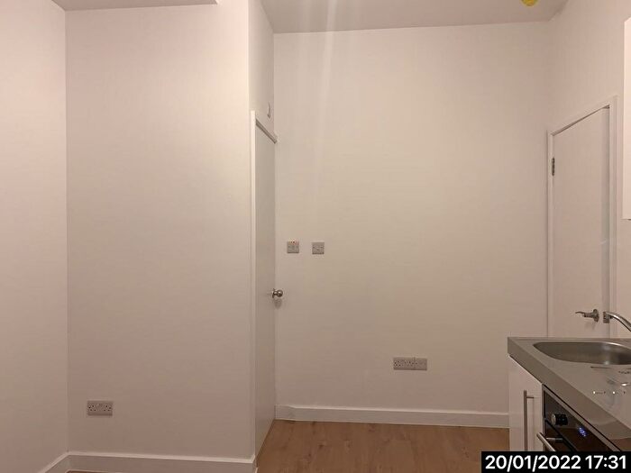 Studio To Rent In Flat D, Woolwich Road, SE10