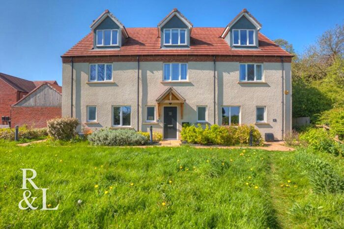 3 Bedroom Terraced House For Sale In Poplar Close, Overseal, Swadlincote, DE12