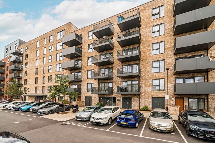 2 Bedroom Flat For Sale In Williams Road, Ealing, W13