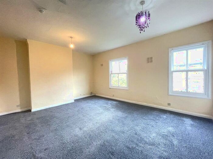 Studio To Rent In Severn Street, Leicester, LE2