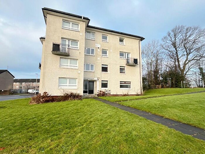 2 Bedroom Ground Maisonette To Rent In Shieldaig Drive, Glasgow, G73
