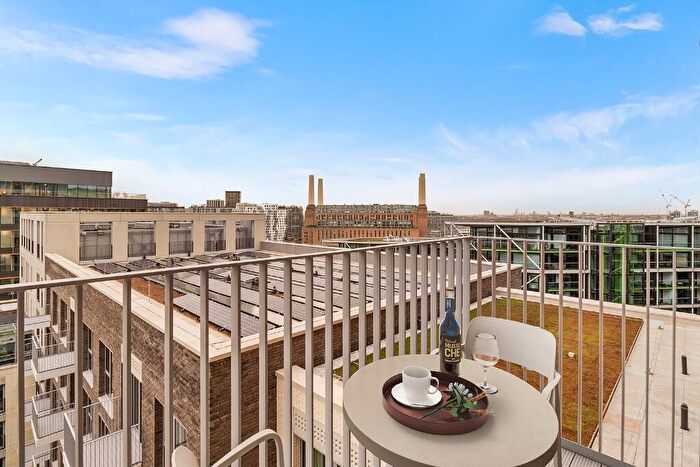 1 Bedroom Apartment To Rent In Nine Elms Lane, London, SW11