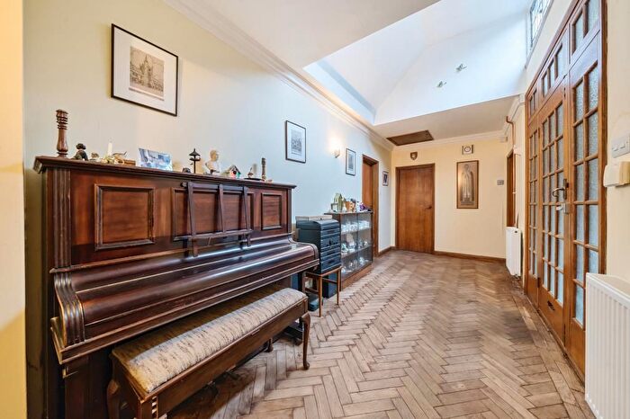 3 Bedroom Detached Bungalow For Sale In Headington, Oxford, OX3