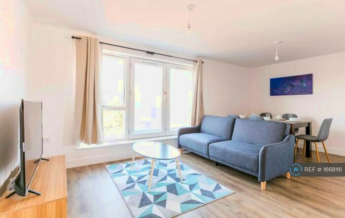 2 Bedroom Flat To Rent In , Cambridge, CB4