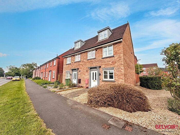 3 Bedroom Town House For Sale In Old Gloucester Road, Cheltenham, GL51
