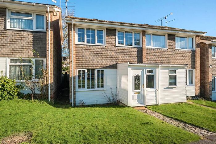 3 Bedroom Semi Detached House For Sale In Blagrove Drive, Wokingham, Berkshire, RG41