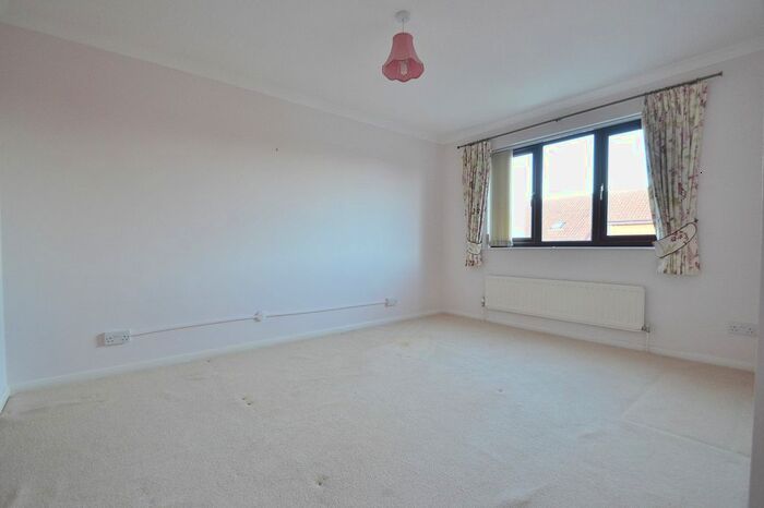 3 Bedroom Detached House For Sale In Arundel Crescent, Eynesbury, St. Neots PE19