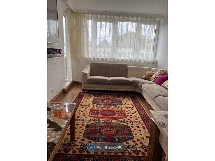 1 Bedroom Flat To Rent In Popham Street, London, N1