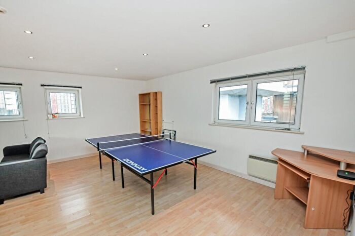 3 Bedroom Flat To Rent In The Linx, Simpson Street, Noma, Manchester, M4