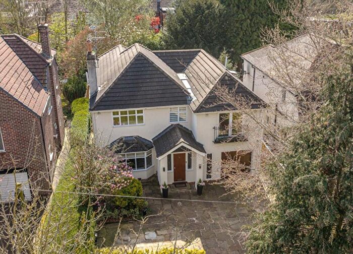 5 Bedroom Detached House For Sale In The Avenue, Sale, Cheshire, M33