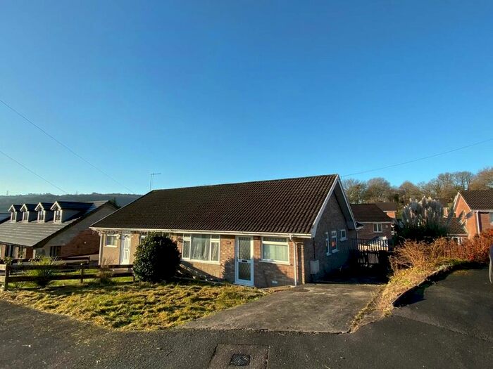 3 Bedroom Property To Rent In Delffordd, Rhos, Pontardawe, SA8