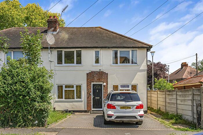 2 Bedroom Maisonette To Rent In St. Anthonys Avenue, Woodford Green, IG8