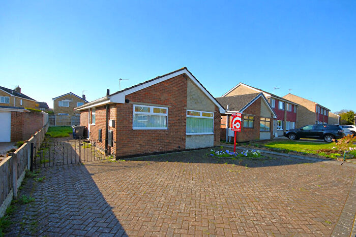 2 Bedroom Detached Bungalow For Sale In Spilsby Close, DN4