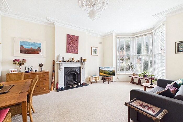 1 Bedroom Flat For Sale In Trinity Rise, London, SW2