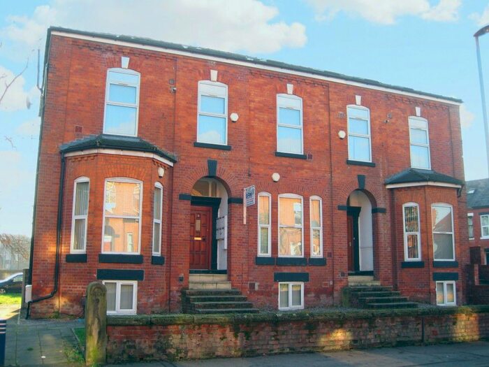 2 Bedroom Flat To Rent In Mauldeth Road West, Withington, Manchester, M20