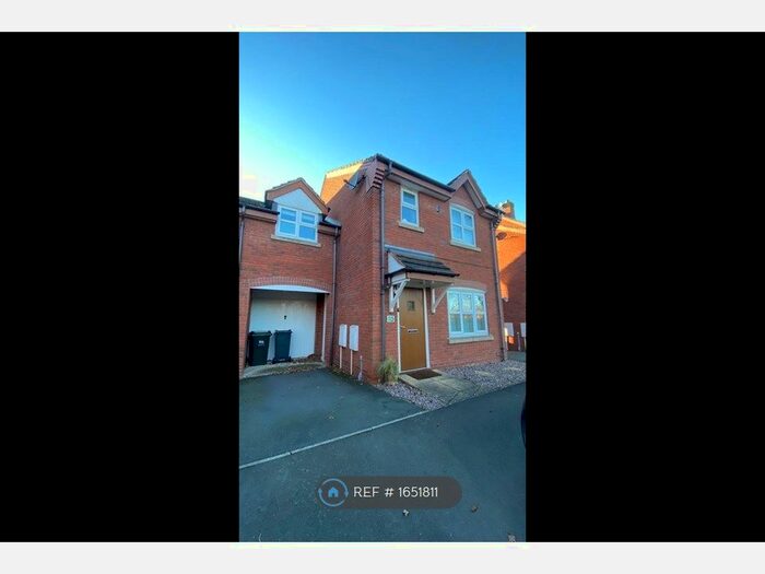 3 Bedroom Semi-Detached House To Rent In Mayfield Grove, Malvern, WR14