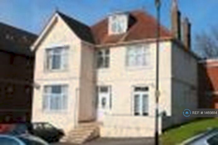 2 Bedroom Flat To Rent In Thorold Road, Southampton, SO18