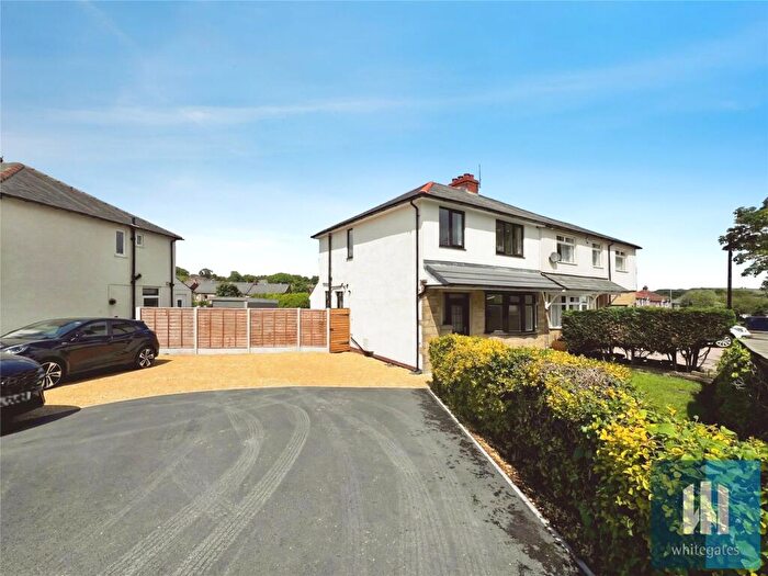 3 Bedroom Semi Detached House To Rent In Grosvenor Road, Dalton, Huddersfield, HD5