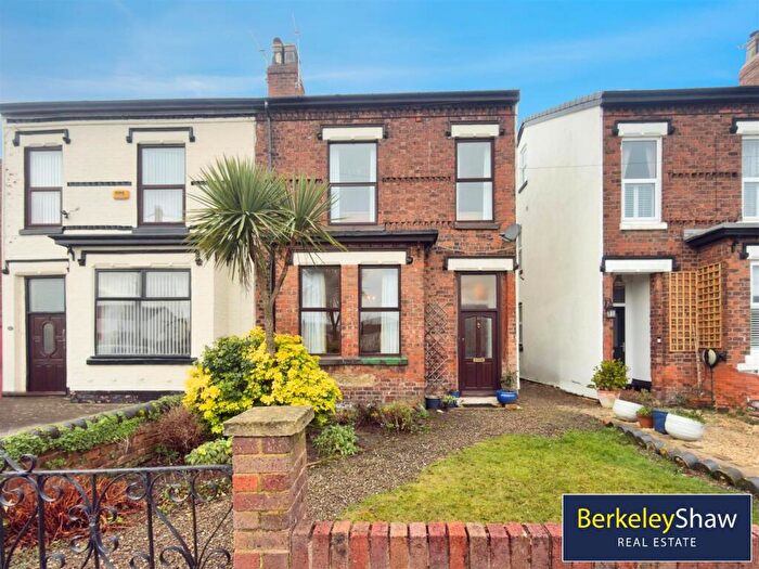 4 Bedroom Semi-Detached House For Sale In Andrews Lane, Formby, Liverpool, L37