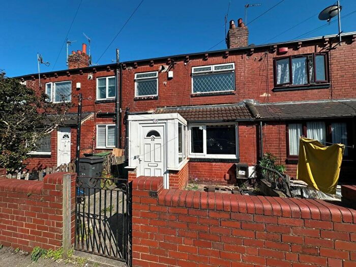 1 Bedroom Terraced House To Rent In Longroyd Crescent North, Leeds, LS11