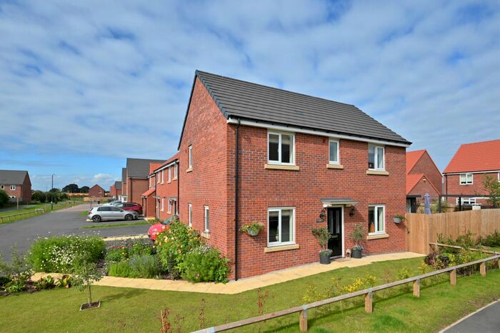 3 Bedroom Detached House For Sale In Heather Place, Sowerby, Thirsk, YO7