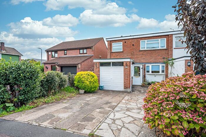 3 Bedroom End Of Terrace House For Sale In Knoll Road, Abergavenny, NP7