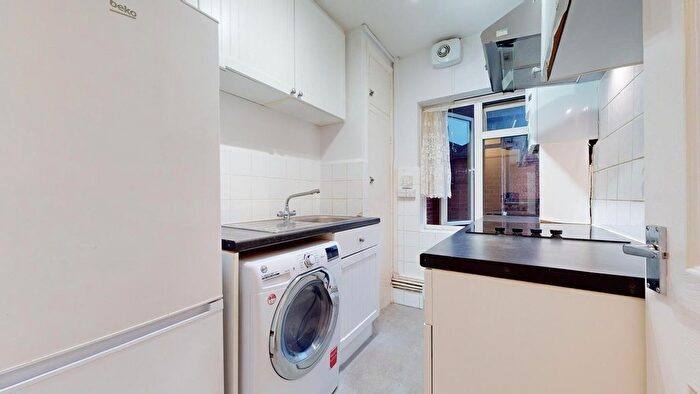 1 Bedroom Flat To Rent In North End Road, Wembley, HA9