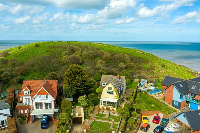 4 Bedroom Detached House For Sale In Sheringham, NR26