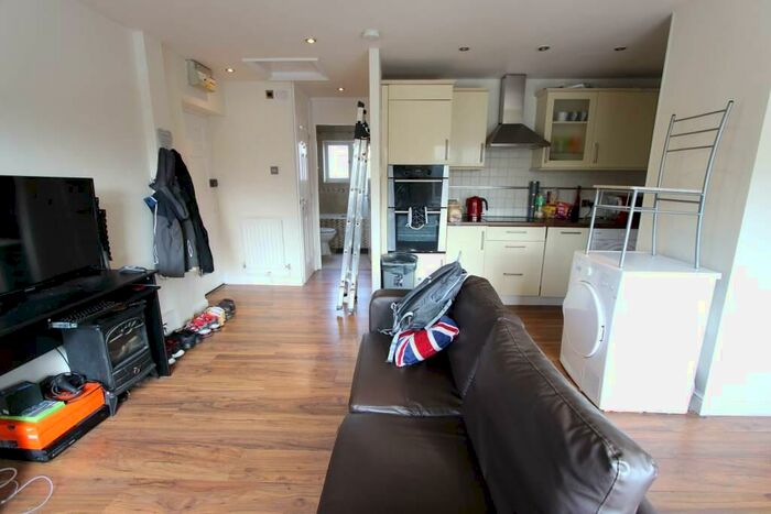 1 Bedroom Apartment To Rent In Teresa Gardens, Waltham Cross, EN8