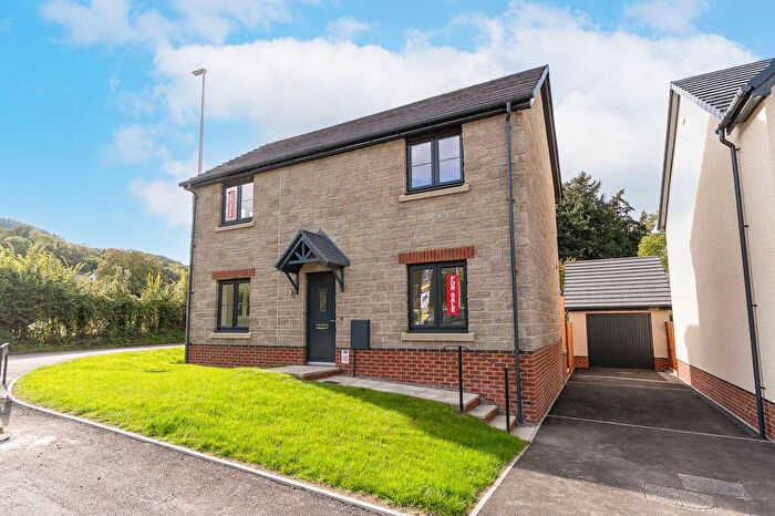 4 Bedroom Detached House For Sale In Rossers Field, Govilon, NP7