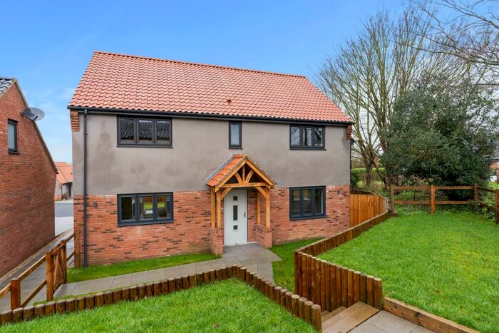 4 Bedroom Detached House For Sale In High Street, Whissonsett, NR20