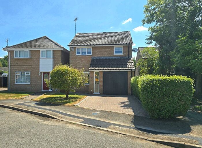 3 Bedroom Detached House For Sale In Rush Close, Hartwell, NN7