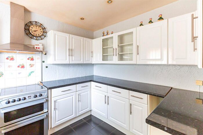 3 Bedroom Terraced House For Sale In Wilton Close, Bristol, BS10
