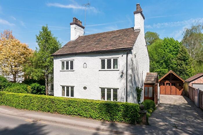 3 Bedroom Detached House For Sale In Macclesfield Road, Prestbury, SK10