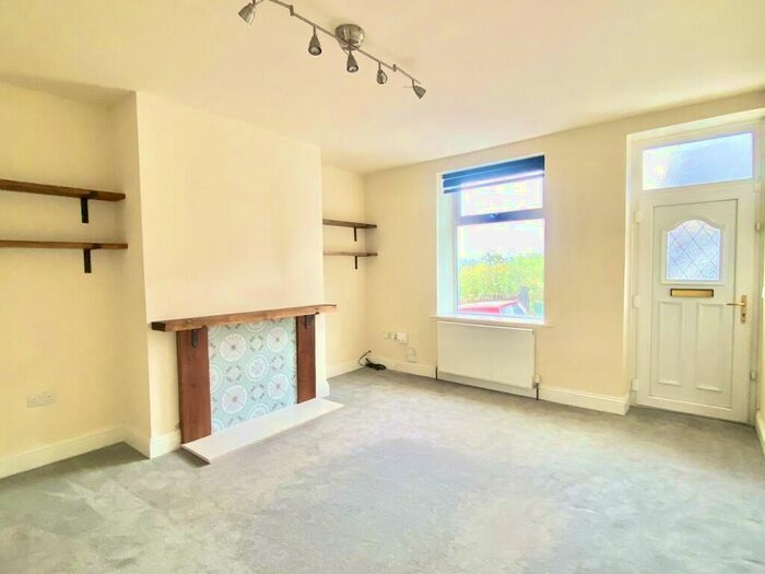 3 Bedroom Terraced House To Rent In Apsley Street, Oakworth, BD22