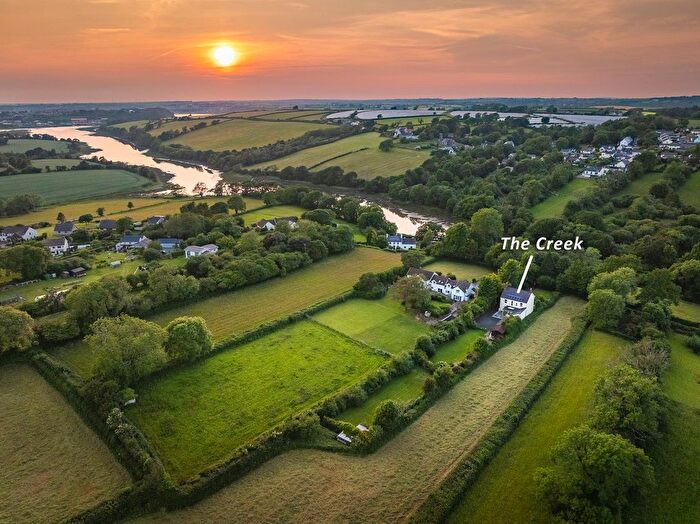 4 Bedroom Detached House For Sale In Cosheston, SA72