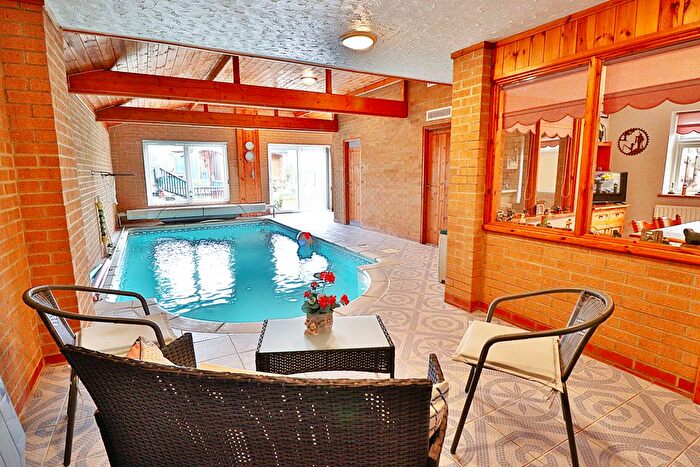 4 Bedroom Semi-Detached House For Sale In Crescent Road, Whittlesey, Peterborough, PE7