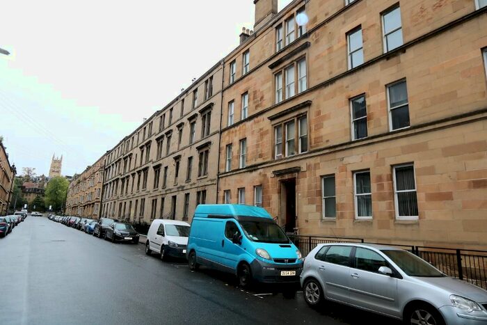 2 Bedroom Flat To Rent In West End Park Street, Glasgow, G3