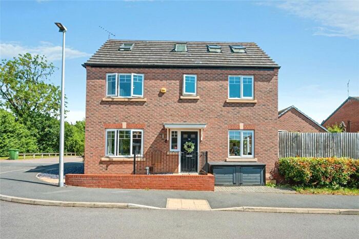 4 Bedroom Detached House For Sale In Battersby Close, Warwick, Warwickshire, CV34